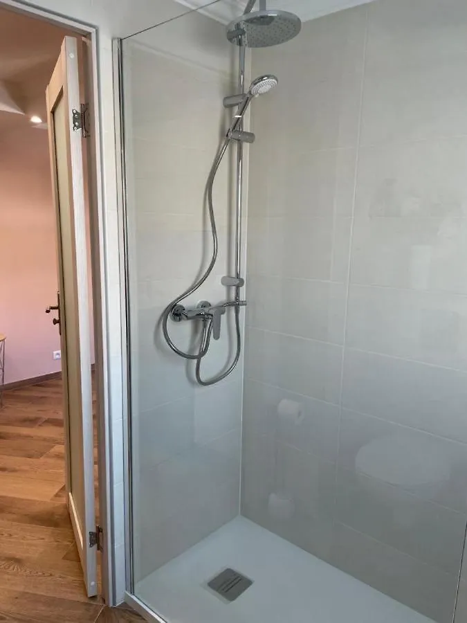 Super Studio Avec Piscine A 60 M De La Mer Nice